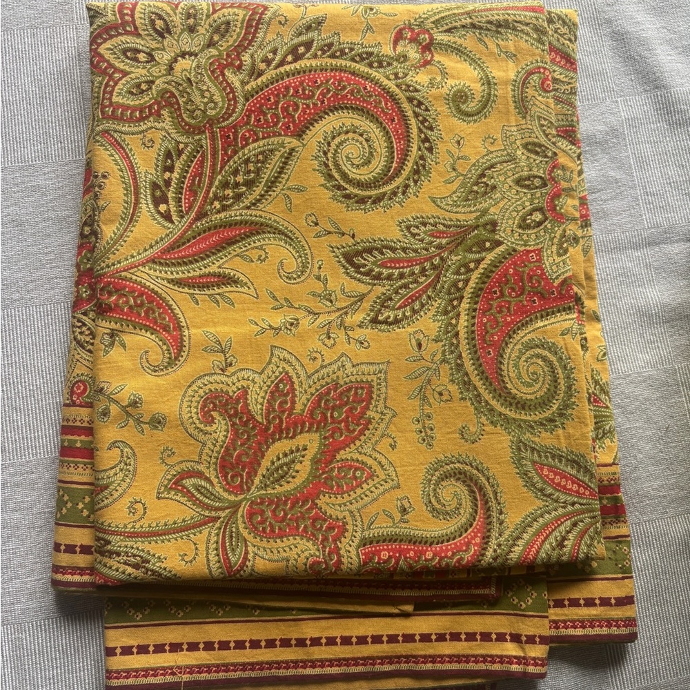 Paisley Patterned Tablecloth